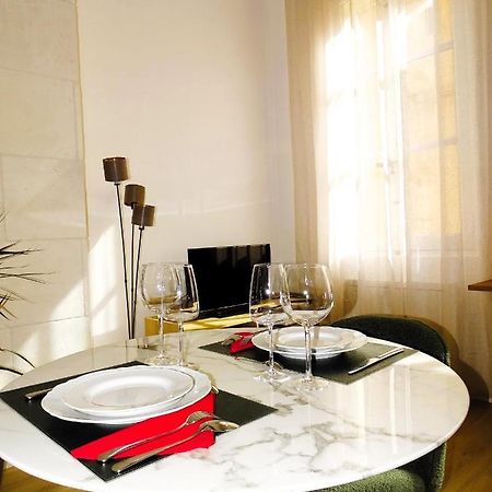 Augustins Fountain Studio Cosy Aix Centre Historique A 3 Minutes De Cours Mirabeau -Wifi-Smart Tv-Rue Calme Aix-en-Provence Ngoại thất bức ảnh