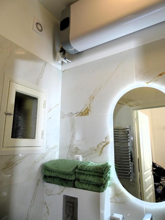 Augustins Fountain Studio Cosy Aix Centre Historique A 3 Minutes De Cours Mirabeau -Wifi-Smart Tv-Rue Calme Aix-en-Provence Ngoại thất bức ảnh